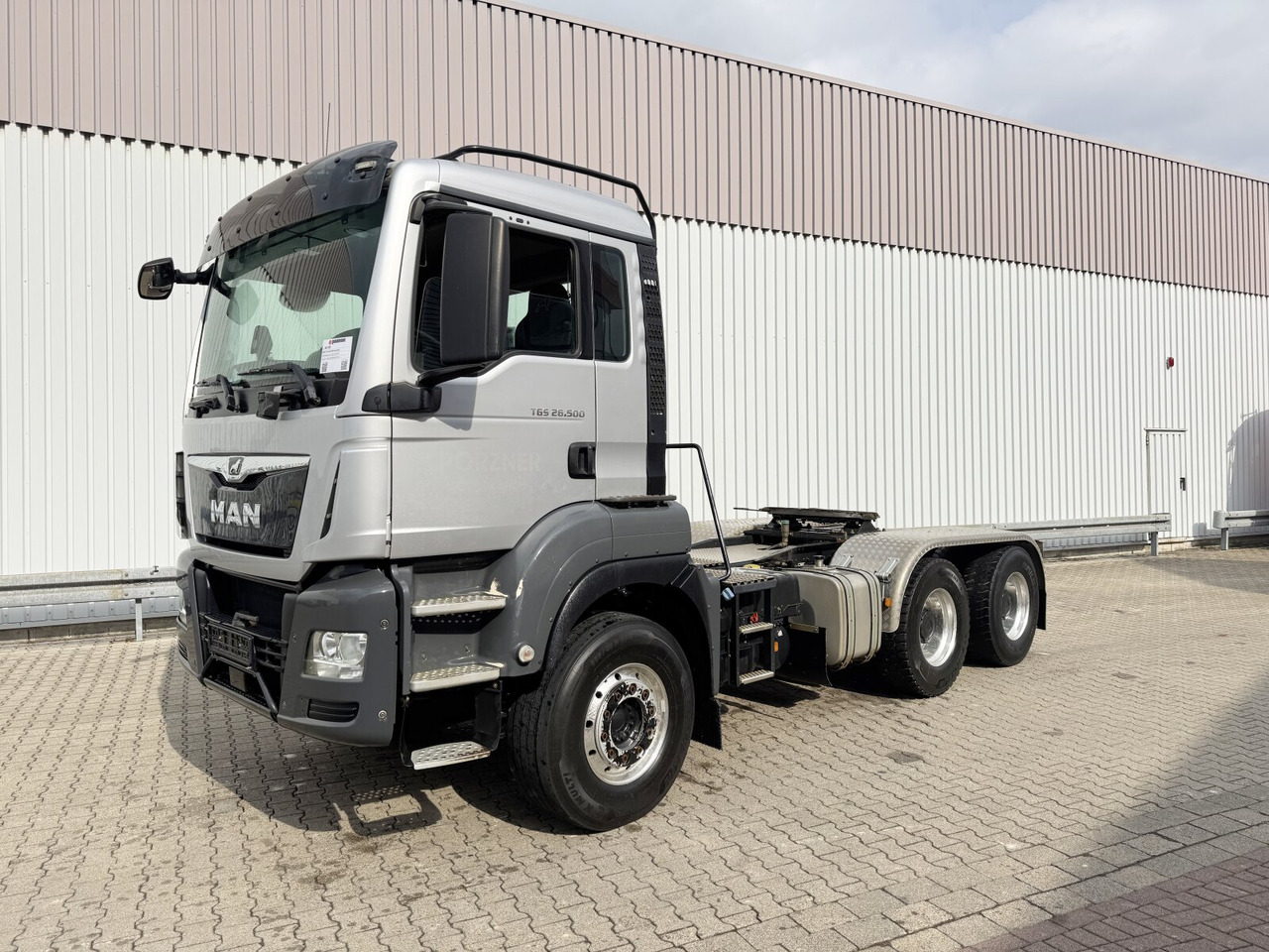 MAN TGS 26.500 6x4 BLS TGS 26.500 6x4 BLS, PriTarder, Navi, Hydraulik - Xe đầu kéo: hình 1 MAN TGS 26.500 6x4 BLS TGS 26.500 6x4 BLS, PriTarder, Navi, Hydraulik - Xe đầu kéo: hình 1