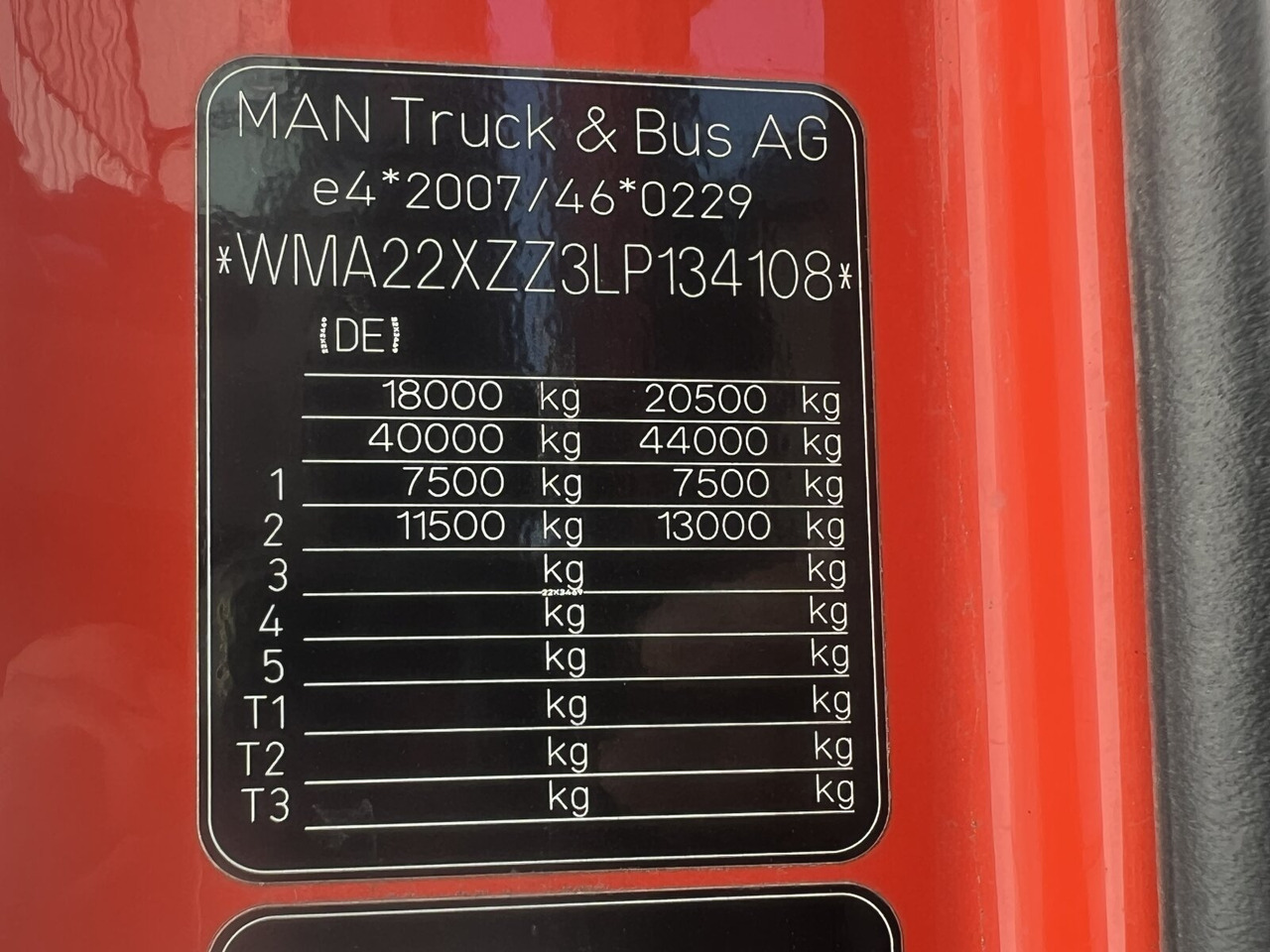 MAN TGX 18.500 4X4H BLS TGX 18.500 4X4H BLS, PriTarder, HydroDrive, Kipphydraulik - Xe đầu kéo: hình 2 MAN TGX 18.500 4X4H BLS TGX 18.500 4X4H BLS, PriTarder, HydroDrive, Kipphydraulik - Xe đầu kéo: hình 2