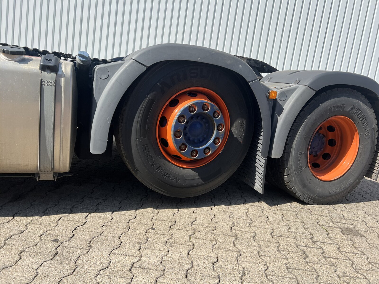 MAN TGX 26.500 6X2/4 BLS TGX 26.500 6X2/4 BLS, Intarder, Vorlauflenk-/lift, Standklima, XXL-Fahrerhaus - Xe đầu kéo: hình 3 MAN TGX 26.500 6X2/4 BLS TGX 26.500 6X2/4 BLS, Intarder, Vorlauflenk-/lift, Standklima, XXL-Fahrerhaus - Xe đầu kéo: hình 3