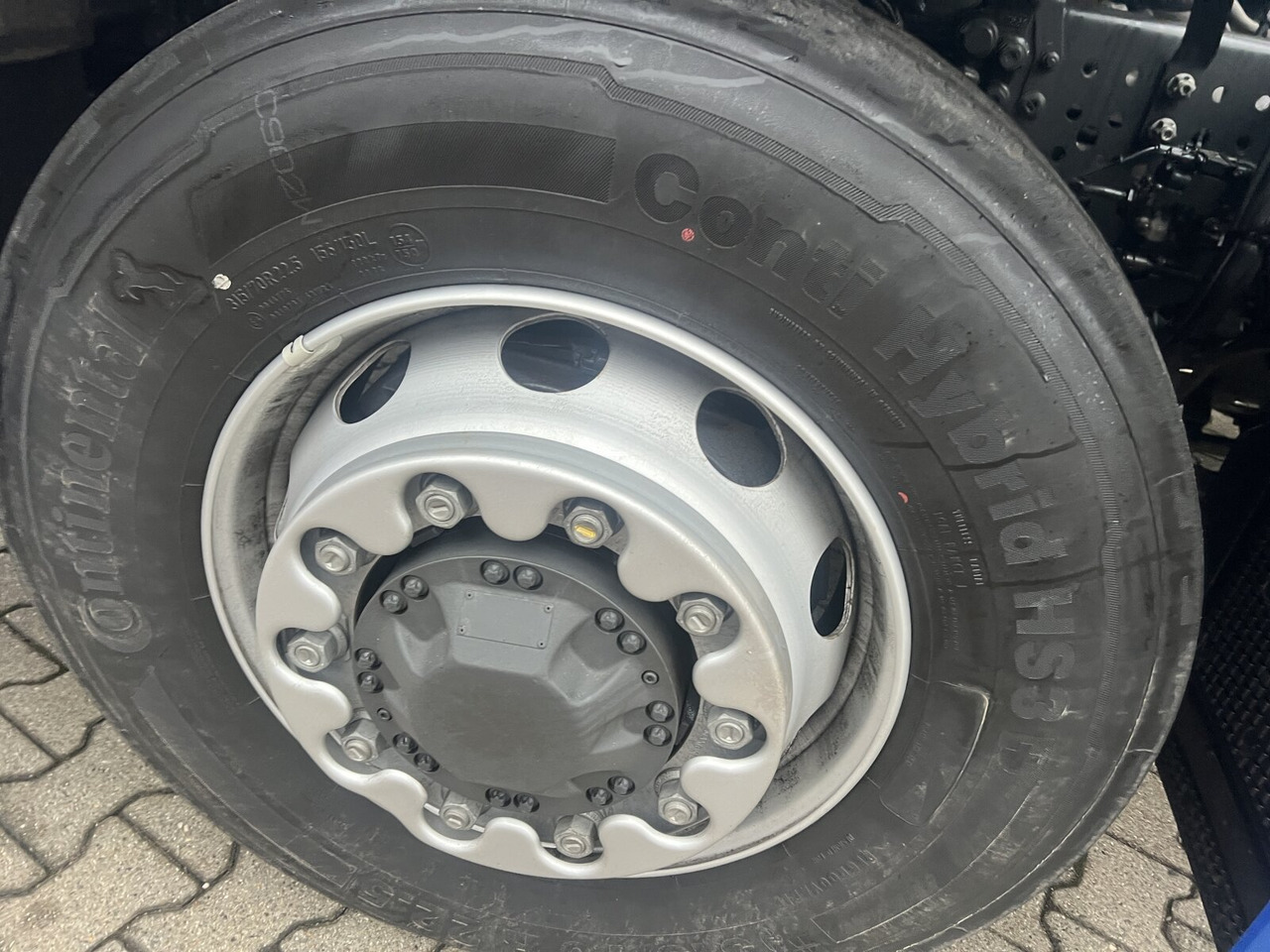 Mercedes-Benz Actros 1843 LS 4x4 HAD Actros 1843 LS 4x4 HAD, HydroDrive, MirrorCam, MultimediaCockpit - Xe đầu kéo: hình 3 Mercedes-Benz Actros 1843 LS 4x4 HAD Actros 1843 LS 4x4 HAD, HydroDrive, MirrorCam, MultimediaCockpit - Xe đầu kéo: hình 3