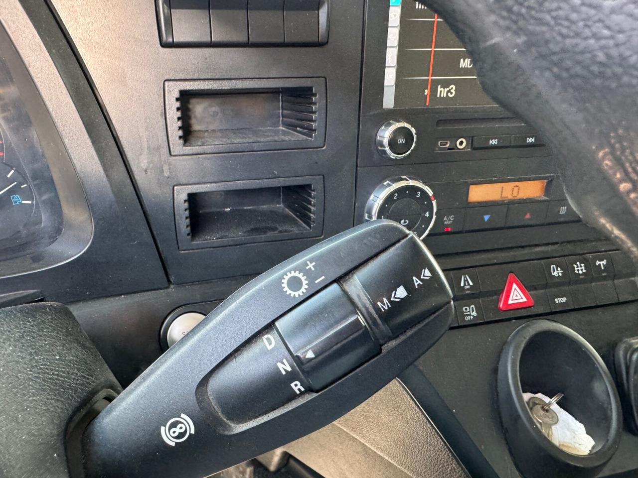Mercedes-Benz Arocs 1845 LS 4x4 HAD Arocs 1845 LS 4x4 HAD, Retarder, Navi, HydroDrive, Kipphydraulik - Xe đầu kéo: hình 4 Mercedes-Benz Arocs 1845 LS 4x4 HAD Arocs 1845 LS 4x4 HAD, Retarder, Navi, HydroDrive, Kipphydraulik - Xe đầu kéo: hình 4