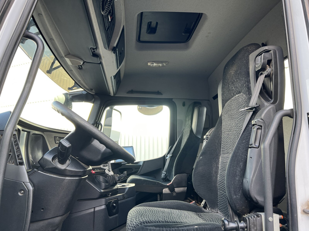 Mercedes-Benz Arocs 2648 LS 6x4 Arocs 2648 LS 6x4, Retarder, Kipphydraulik - Xe đầu kéo: hình 4 Mercedes-Benz Arocs 2648 LS 6x4 Arocs 2648 LS 6x4, Retarder, Kipphydraulik - Xe đầu kéo: hình 4