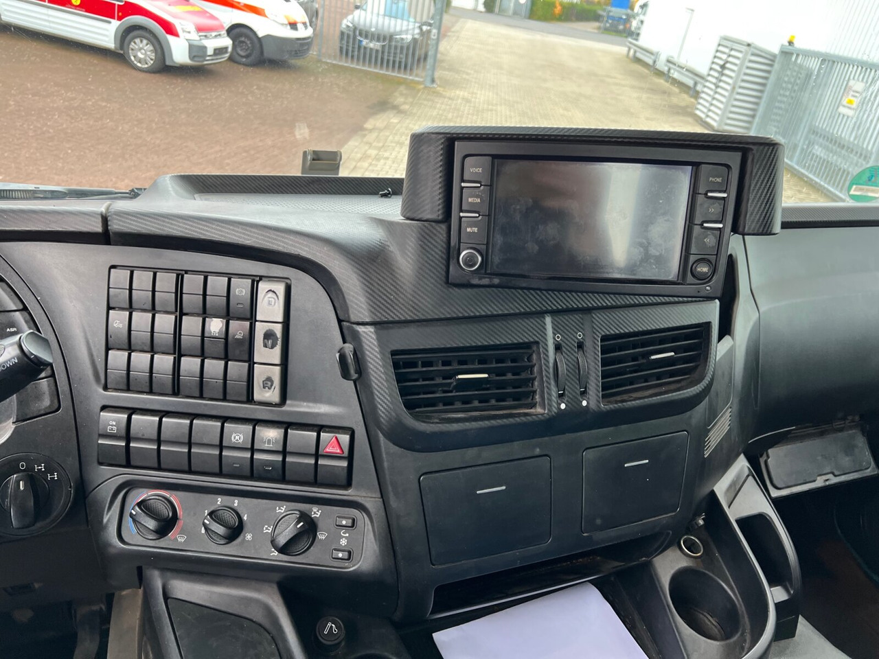 Stralis AT440S46TZ 6x4 Stralis AT440S46TZ 6x4, EEV, Kipphydraulik - Xe đầu kéo: hình 4 Stralis AT440S46TZ 6x4 Stralis AT440S46TZ 6x4, EEV, Kipphydraulik - Xe đầu kéo: hình 4