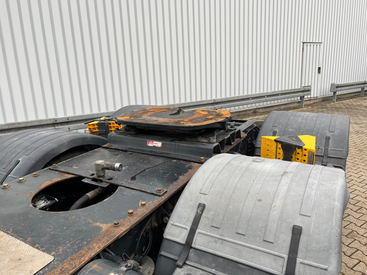 Xe đầu kéo Stralis AT440S46TZ 6x4 Stralis AT440S46TZ 6x4, EEV, Kipphydraulik: hình 14 Xe đầu kéo Stralis AT440S46TZ 6x4 Stralis AT440S46TZ 6x4, EEV, Kipphydraulik: hình 14