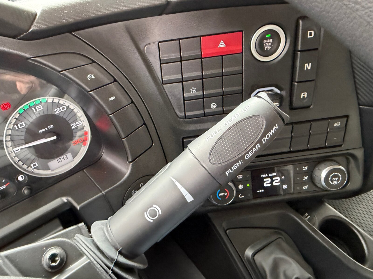 T-Way 360 6x6 T-Way 360 6x6, Nebenantrieb, 3x VORHANDEN! - Xe đầu kéo: hình 5 T-Way 360 6x6 T-Way 360 6x6, Nebenantrieb, 3x VORHANDEN! - Xe đầu kéo: hình 5