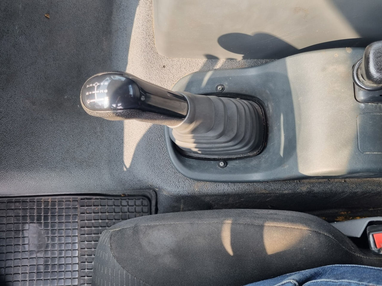 MAN TGM MAN TGM 4x2 - Xe tải, Xe cẩu tự hành: hình 2 MAN TGM MAN TGM 4x2 - Xe tải, Xe cẩu tự hành: hình 2