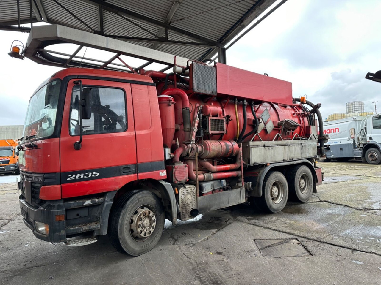 Mercedes-Benz Actros 2635 6x4 Actros 2635 6x4, Kutschke Saug- und Spülwagen ca. 13,5m³ - Xe tải: hình 1 Mercedes-Benz Actros 2635 6x4 Actros 2635 6x4, Kutschke Saug- und Spülwagen ca. 13,5m³ - Xe tải: hình 1