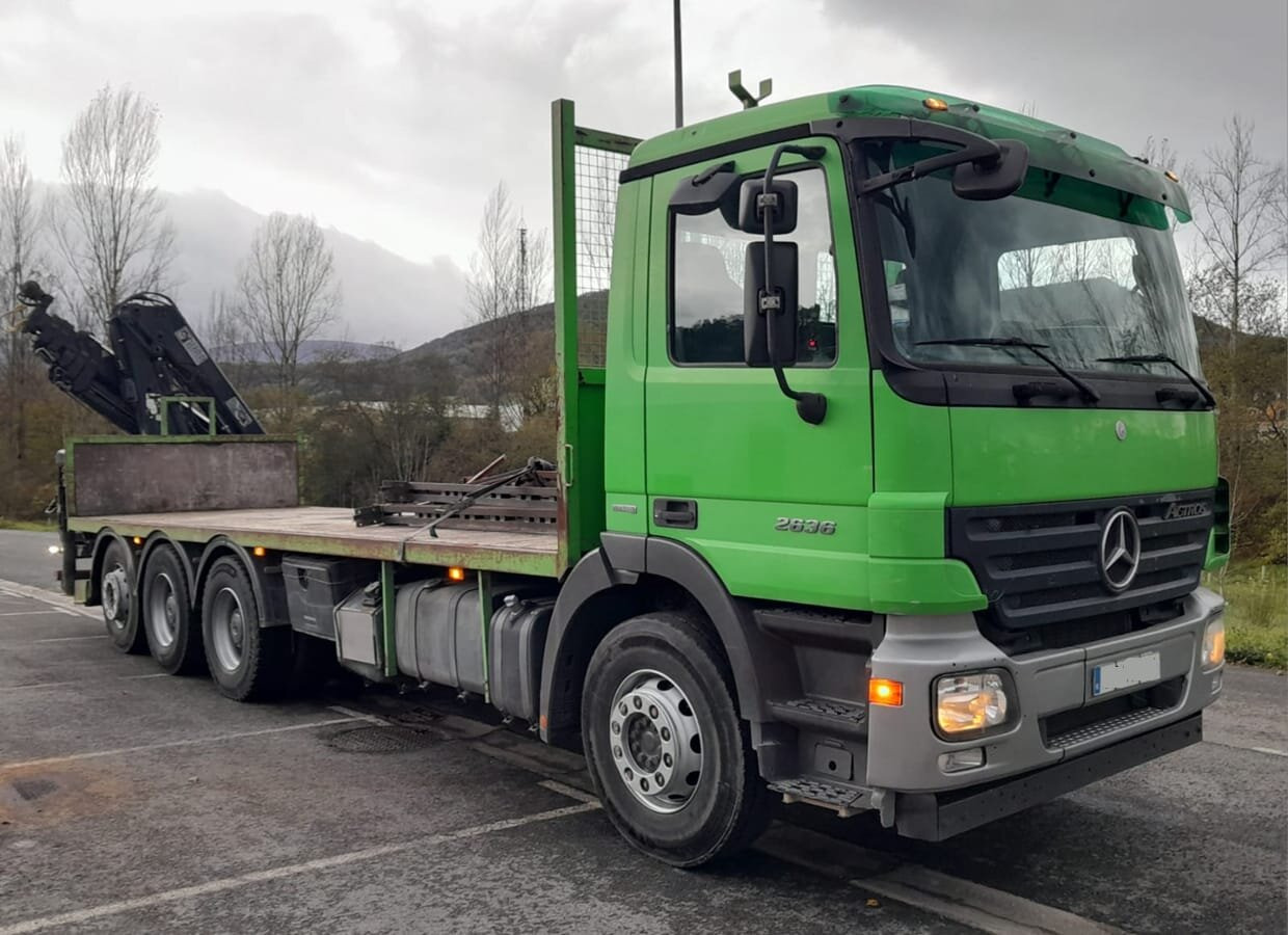 Mercedes-Benz Actros 2636 6x4 - Xe tải: hình 3 Mercedes-Benz Actros 2636 6x4 - Xe tải: hình 3