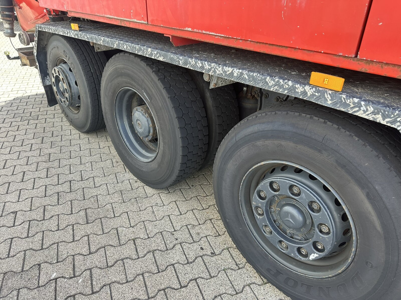 Mercedes-Benz Actros 3246 L 8x2 Actros 3246 L 8x2, Hellmers Saug- und Spülwagen ca. 15m³ - Xe tải: hình 5 Mercedes-Benz Actros 3246 L 8x2 Actros 3246 L 8x2, Hellmers Saug- und Spülwagen ca. 15m³ - Xe tải: hình 5