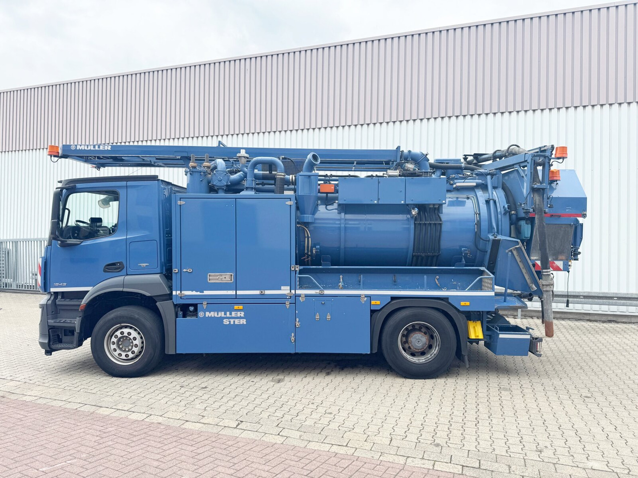 Mercedes-Benz Arocs 1843 L 4x2 Arocs 1843 L 4x2, Müller Canalmaster ca. 8m³, Standheizung, Funk - Xe tải: hình 5 Mercedes-Benz Arocs 1843 L 4x2 Arocs 1843 L 4x2, Müller Canalmaster ca. 8m³, Standheizung, Funk - Xe tải: hình 5