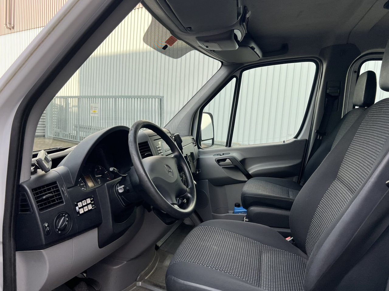 Mercedes-Benz Sprinter 515 4x2 Doka Sprinter 515 4x2 Doka, Kühlkoffer - Xe tải: hình 5 Mercedes-Benz Sprinter 515 4x2 Doka Sprinter 515 4x2 Doka, Kühlkoffer - Xe tải: hình 5