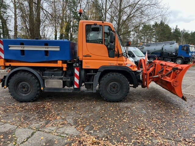 Unimog U 300 4x4 U 300 405/10 4x4, Kommunalhydraulik, WSK - Xe tải nhỏ: hình 4 Unimog U 300 4x4 U 300 405/10 4x4, Kommunalhydraulik, WSK - Xe tải nhỏ: hình 4