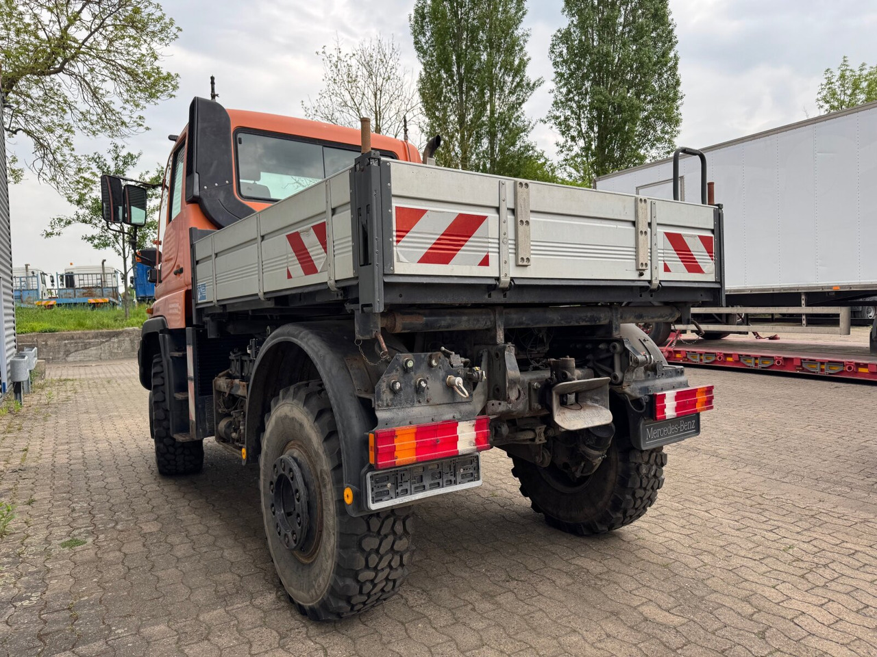 Unimog U 400 405/12 4x4 U 400 405/12 4x4, Kipper, Kommunalhydraulik, VarioPilot, Zapfwelle - Xe tải nhỏ: hình 5 Unimog U 400 405/12 4x4 U 400 405/12 4x4, Kipper, Kommunalhydraulik, VarioPilot, Zapfwelle - Xe tải nhỏ: hình 5