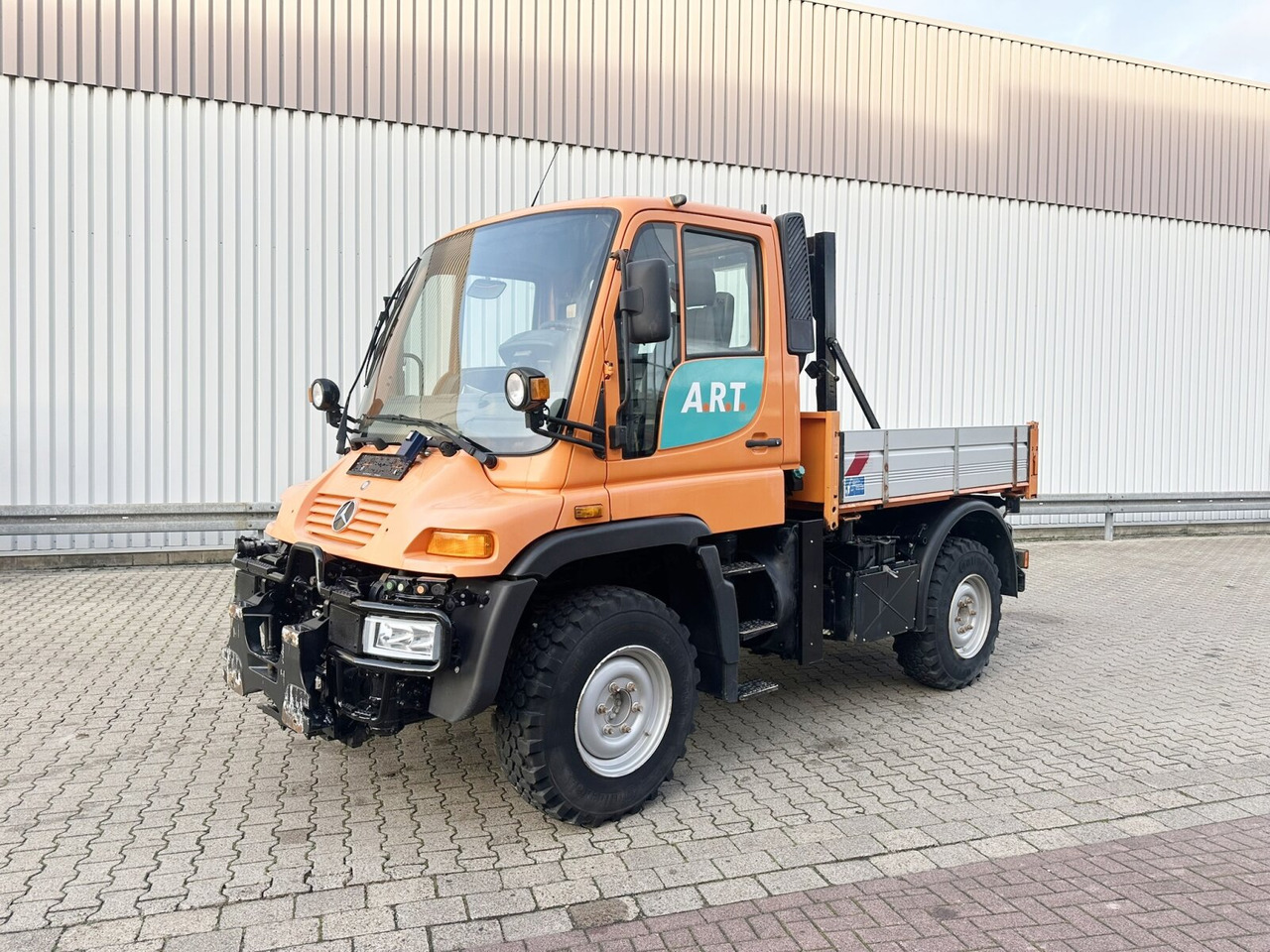 Unimog U300 405/10 4x4 U300 405/10 4x4, Kommunalhydraulik, Frontzapfwelle, Kipper - Xe tải nhỏ: hình 1 Unimog U300 405/10 4x4 U300 405/10 4x4, Kommunalhydraulik, Frontzapfwelle, Kipper - Xe tải nhỏ: hình 1