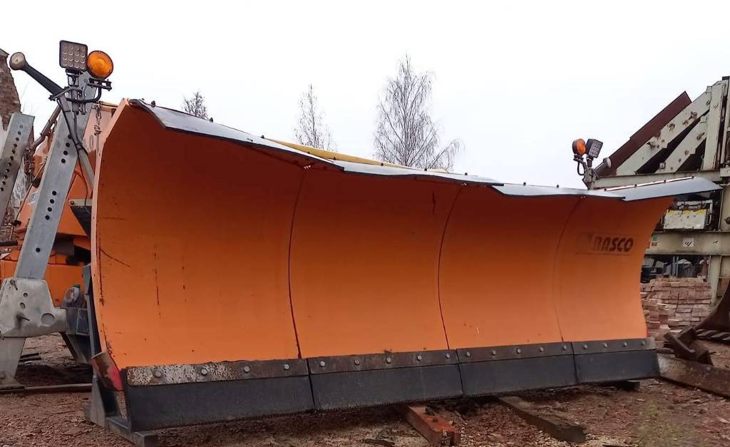 Rasco Kalnik 3,4 - Cày tuyết: hình 1 Rasco Kalnik 3,4 - Cày tuyết: hình 1