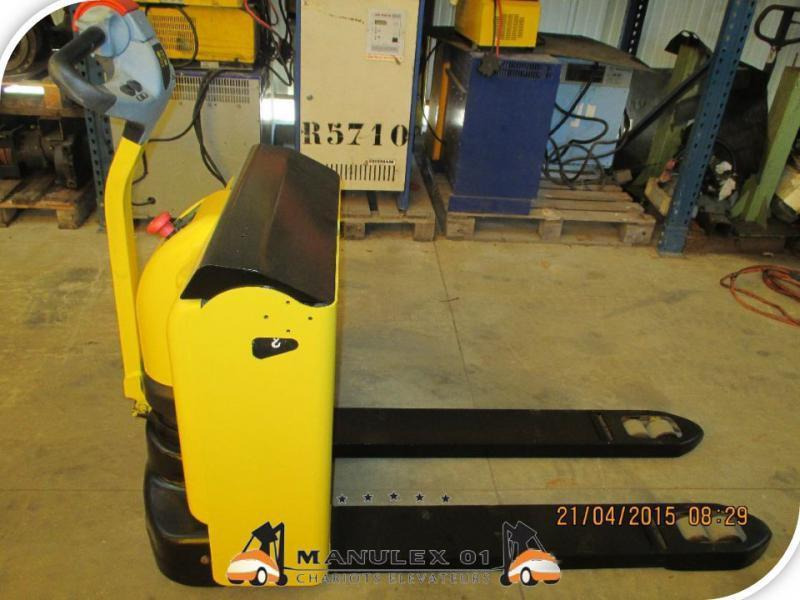 Hyster P1.8 - Xe tải nâng pallet: hình 1 Hyster P1.8 - Xe tải nâng pallet: hình 1