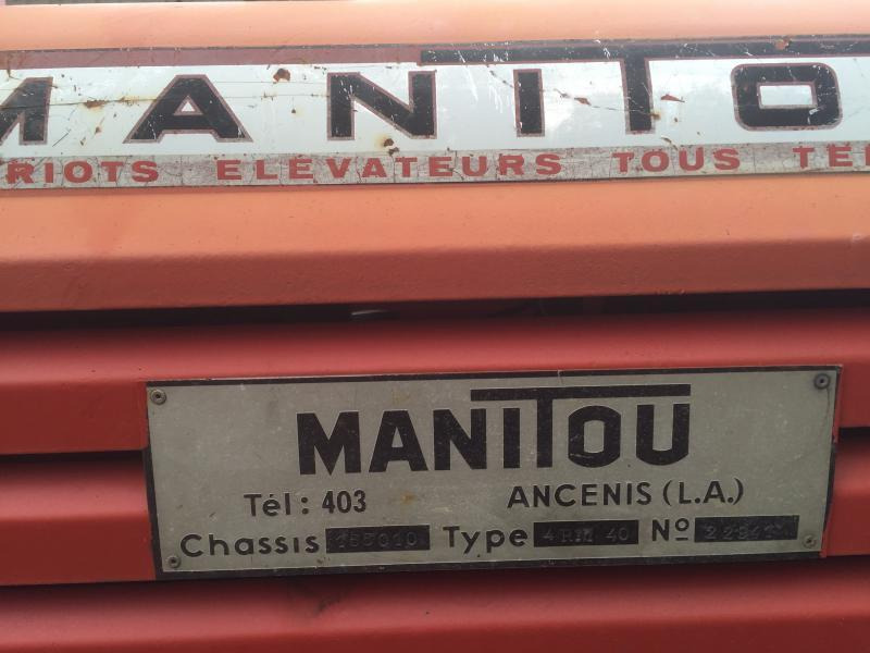Manitou 4RM40 - Xe nâng địa hình gồ ghề: hình 3 Manitou 4RM40 - Xe nâng địa hình gồ ghề: hình 3