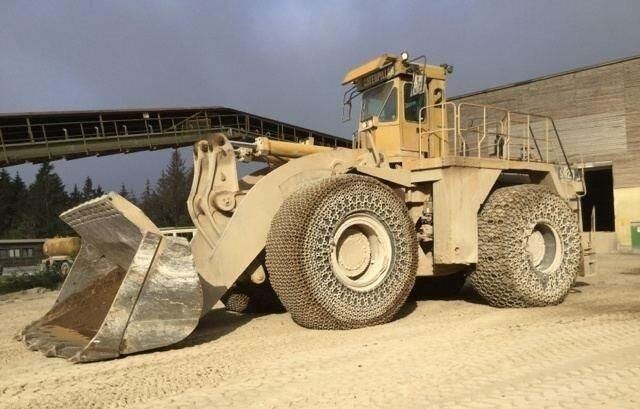 CAT 992D - Máy xúc lật bánh lốp: hình 3 CAT 992D - Máy xúc lật bánh lốp: hình 3