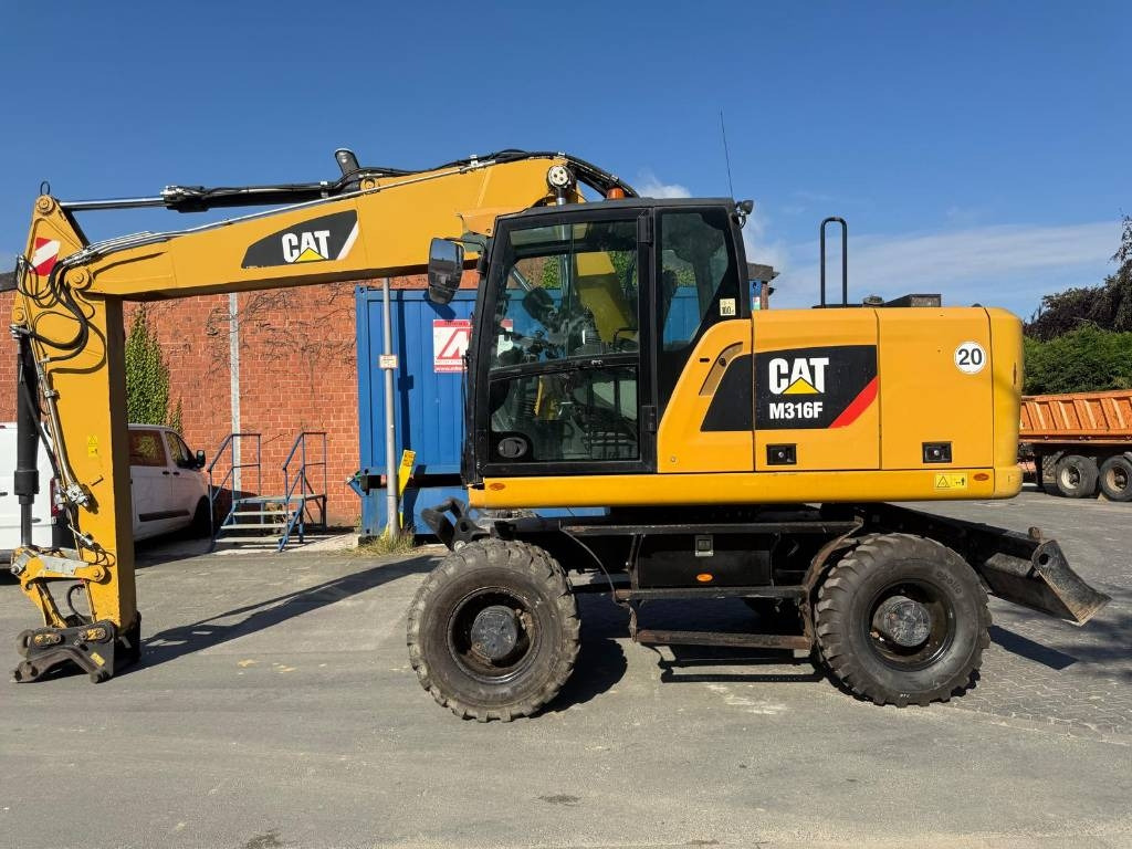CAT M 316F  - Máy xúc bánh lốp: hình 1 CAT M 316F  - Máy xúc bánh lốp: hình 1