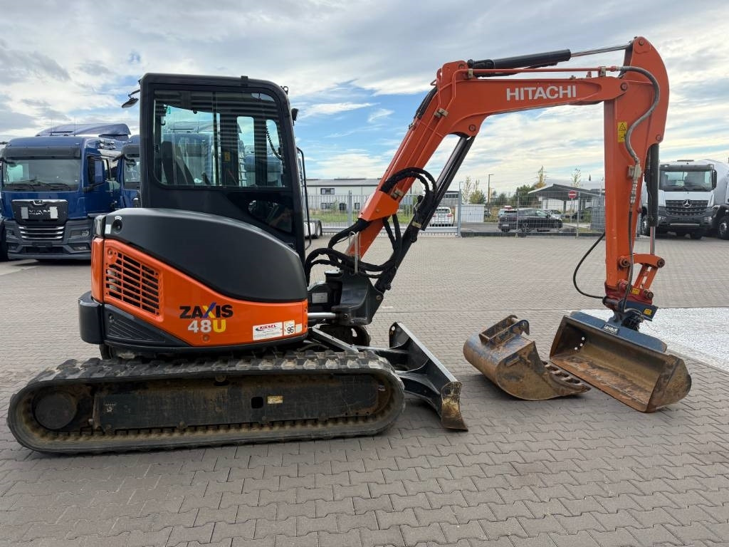 Hitachi ZX 48 U-3 CLR - Máy xúc mini: hình 4 Hitachi ZX 48 U-3 CLR - Máy xúc mini: hình 4