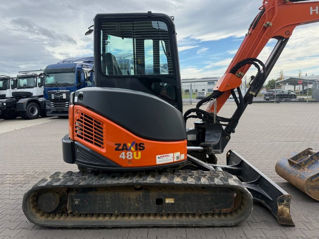 Hitachi ZX 48 U-3 CLR - Máy xúc mini: hình 3 Hitachi ZX 48 U-3 CLR - Máy xúc mini: hình 3