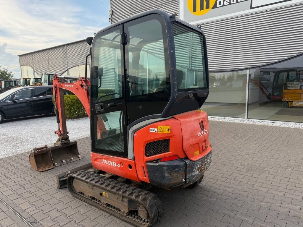 Kubota KX 018-4 - Máy xúc mini: hình 2 Kubota KX 018-4 - Máy xúc mini: hình 2