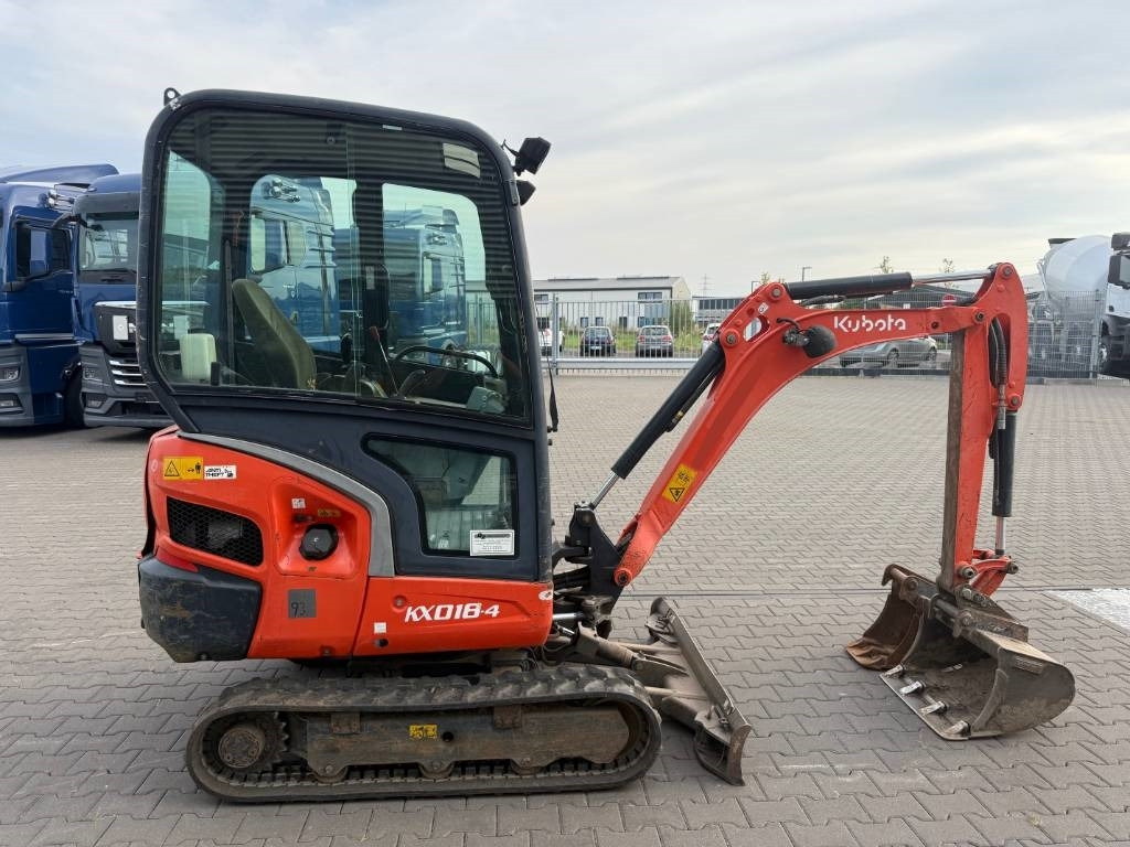 Kubota KX 018-4 - Máy xúc mini: hình 4 Kubota KX 018-4 - Máy xúc mini: hình 4