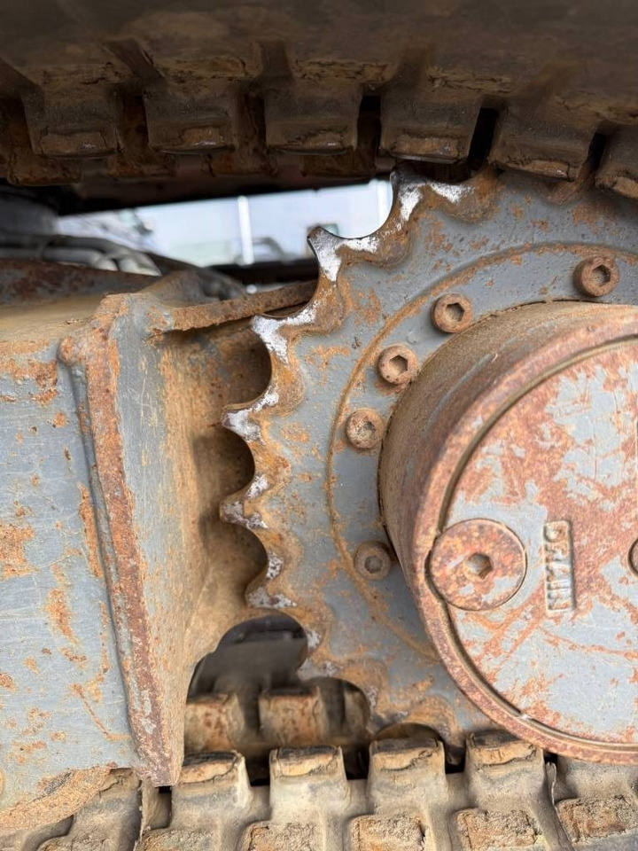 Máy xúc mini mới Takeuchi TB 225 V3: hình 12 Máy xúc mini mới Takeuchi TB 225 V3: hình 12