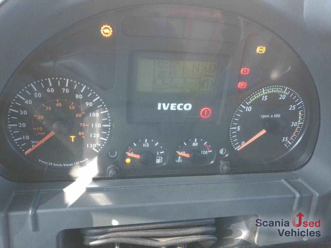 IVECO ML80E 22/P Schiebegardine+LBW 1.500KG - Xe van thùng mui bạt: hình 3 IVECO ML80E 22/P Schiebegardine+LBW 1.500KG - Xe van thùng mui bạt: hình 3