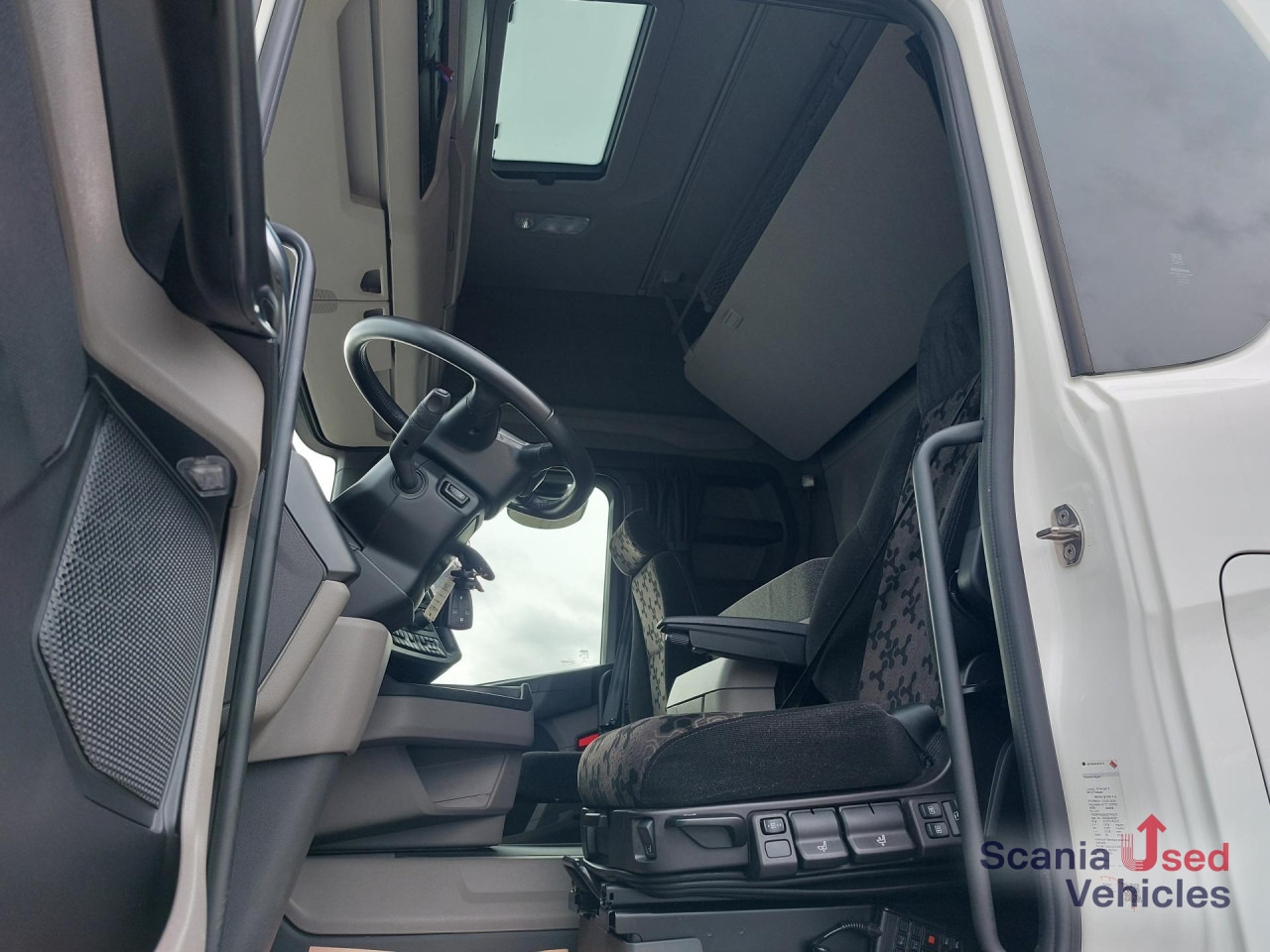 SCANIA R 460 A4x2NA, SUPER, NAVI, Standklima - Xe đầu kéo: hình 3 SCANIA R 460 A4x2NA, SUPER, NAVI, Standklima - Xe đầu kéo: hình 3