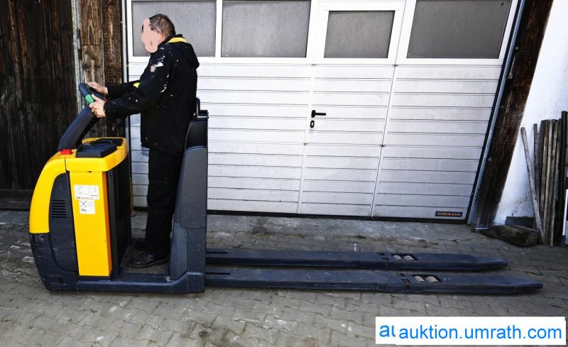 Kommissionierer Jungheinrich ECE 225 mit 72 Betriebsstunden Hubwagen Ameise Elektrohubwagen - Máy lấy hàng: hình 2 Kommissionierer Jungheinrich ECE 225 mit 72 Betriebsstunden Hubwagen Ameise Elektrohubwagen - Máy lấy hàng: hình 2