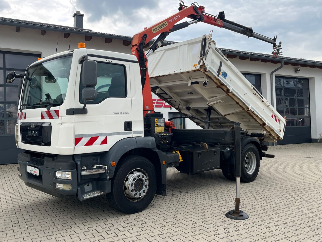 MAN TGM 18.290 Kipper Kran Palfinger PK 11001 - Xe ben, Xe cẩu tự hành: hình 1 MAN TGM 18.290 Kipper Kran Palfinger PK 11001 - Xe ben, Xe cẩu tự hành: hình 1