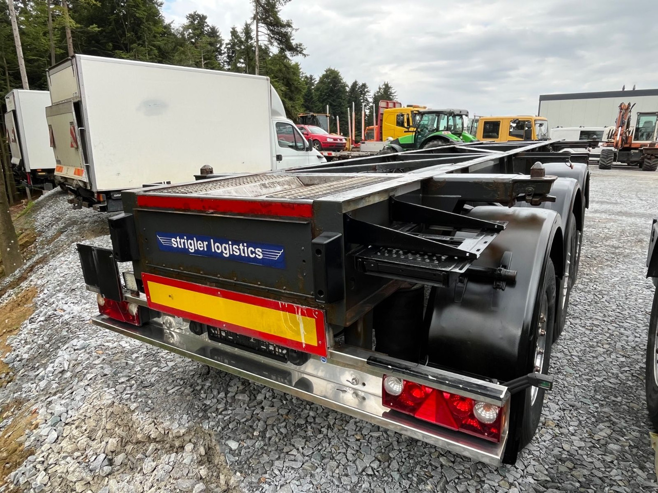 Schwarzmüller S1 R-Serie Tank Chassis ADR SAF Alufelgen - Xe chở container/ Sơ mi rơ moóc hoán đổi thân: hình 2 Schwarzmüller S1 R-Serie Tank Chassis ADR SAF Alufelgen - Xe chở container/ Sơ mi rơ moóc hoán đổi thân: hình 2