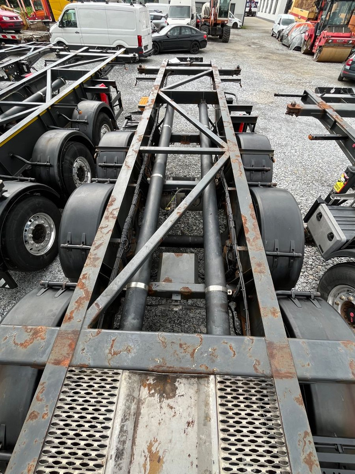 Schwarzmüller S1 R-Serie Tank Chassis ADR SAF Alufelgen - Xe chở container/ Sơ mi rơ moóc hoán đổi thân: hình 3 Schwarzmüller S1 R-Serie Tank Chassis ADR SAF Alufelgen - Xe chở container/ Sơ mi rơ moóc hoán đổi thân: hình 3