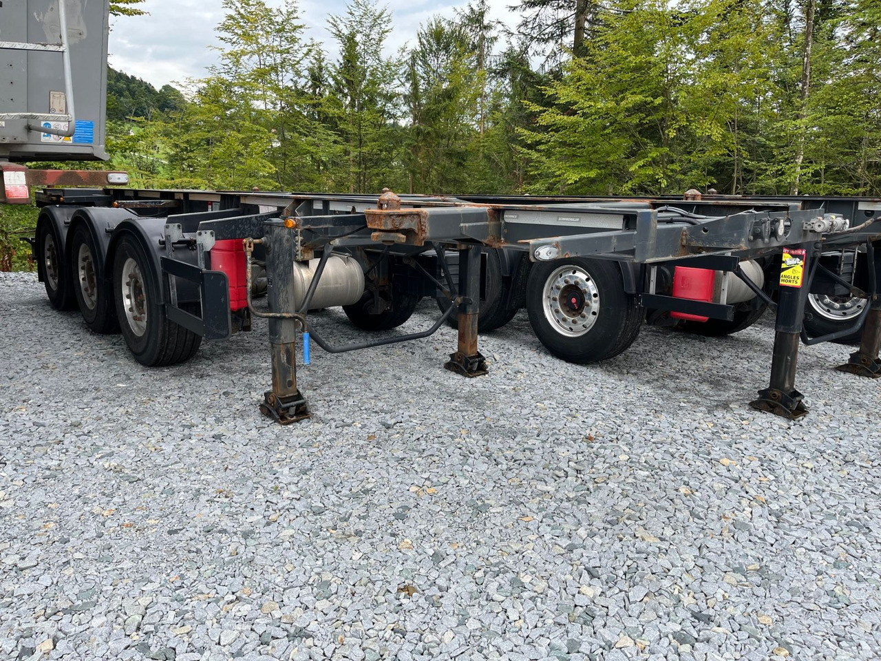 Schwarzmüller S1 R-Serie Tank Chassis ADR SAF Alufelgen - Xe chở container/ Sơ mi rơ moóc hoán đổi thân: hình 1 Schwarzmüller S1 R-Serie Tank Chassis ADR SAF Alufelgen - Xe chở container/ Sơ mi rơ moóc hoán đổi thân: hình 1