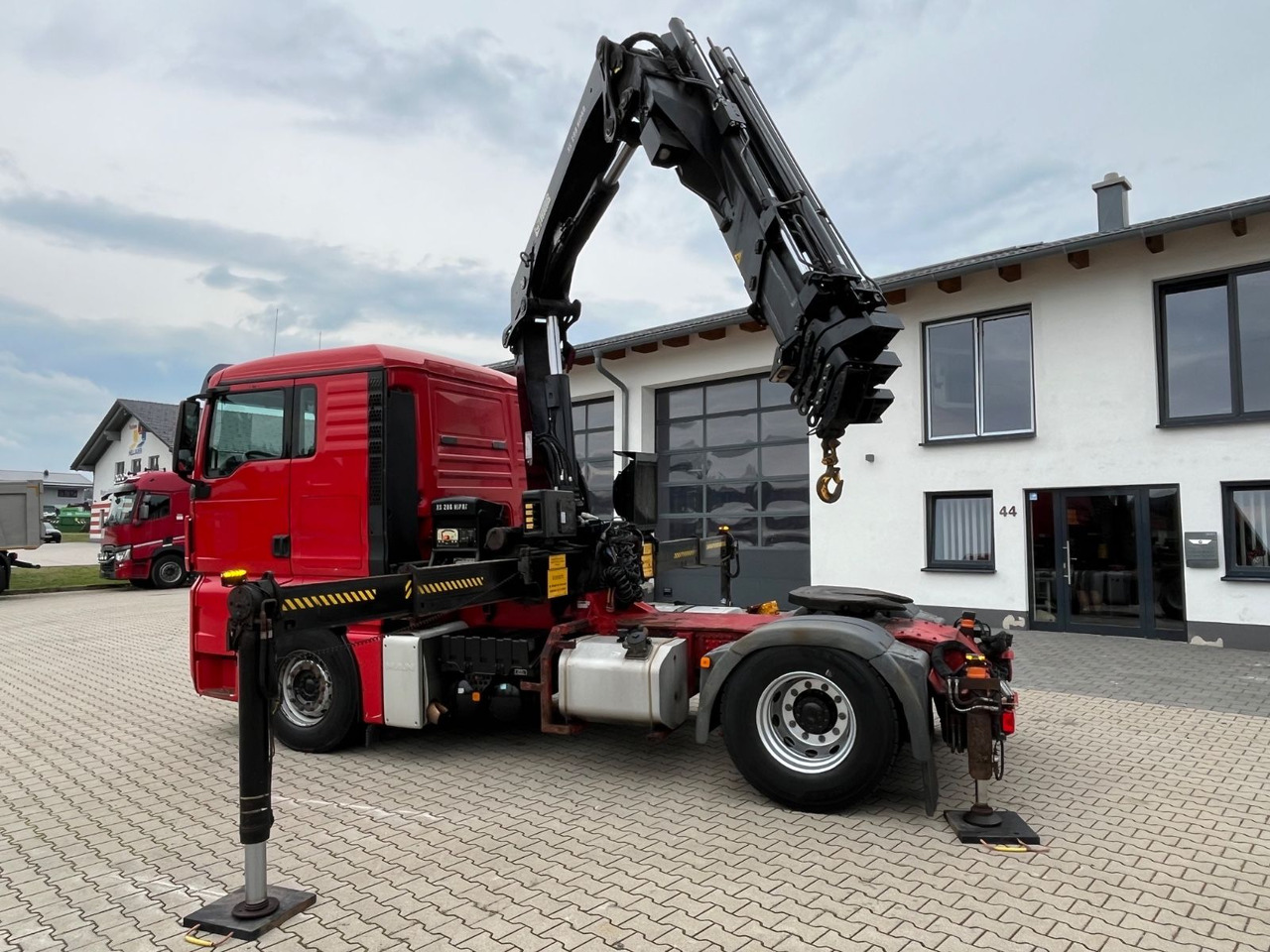 MAN TGX 18.400 mit Kran HIAB 288E P-5 HIPRO - Xe đầu kéo: hình 2 MAN TGX 18.400 mit Kran HIAB 288E P-5 HIPRO - Xe đầu kéo: hình 2