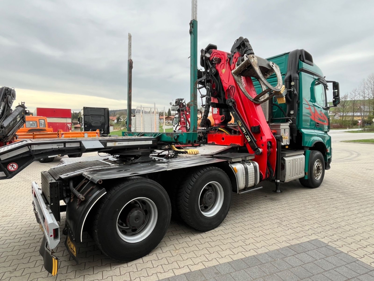 Mercedes-Benz Arocs 2663 6x4 mit Epsilon S260Z Langholzkran - Xe đầu kéo: hình 3 Mercedes-Benz Arocs 2663 6x4 mit Epsilon S260Z Langholzkran - Xe đầu kéo: hình 3