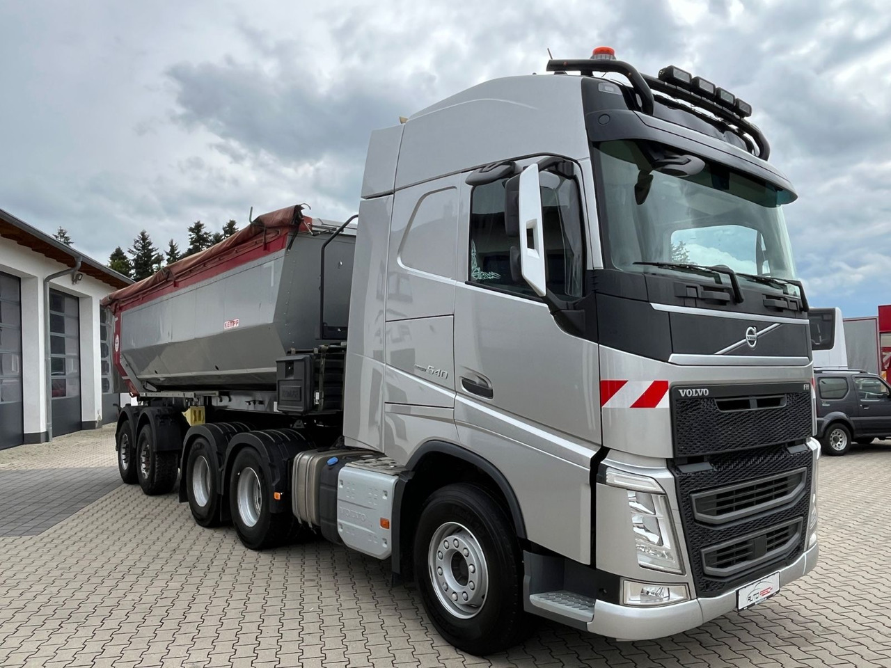 Volvo FH 540 6x4 mit Kempf Thermokippmulde - Xe đầu kéo: hình 4 Volvo FH 540 6x4 mit Kempf Thermokippmulde - Xe đầu kéo: hình 4