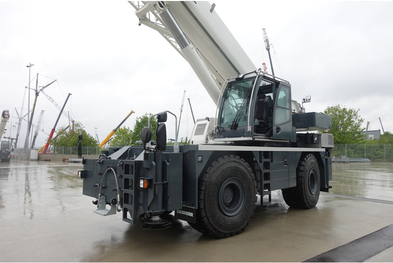 Liebherr LRT 1090-2.1 - Cẩu bánh lốp: hình 1 Liebherr LRT 1090-2.1 - Cẩu bánh lốp: hình 1