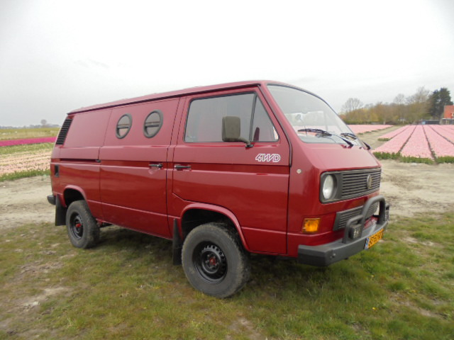 VOLKSWAGEN T3 Syncro 4X4 1.9 TD Wie neu! - Xe van cắm trại: hình 2 VOLKSWAGEN T3 Syncro 4X4 1.9 TD Wie neu! - Xe van cắm trại: hình 2