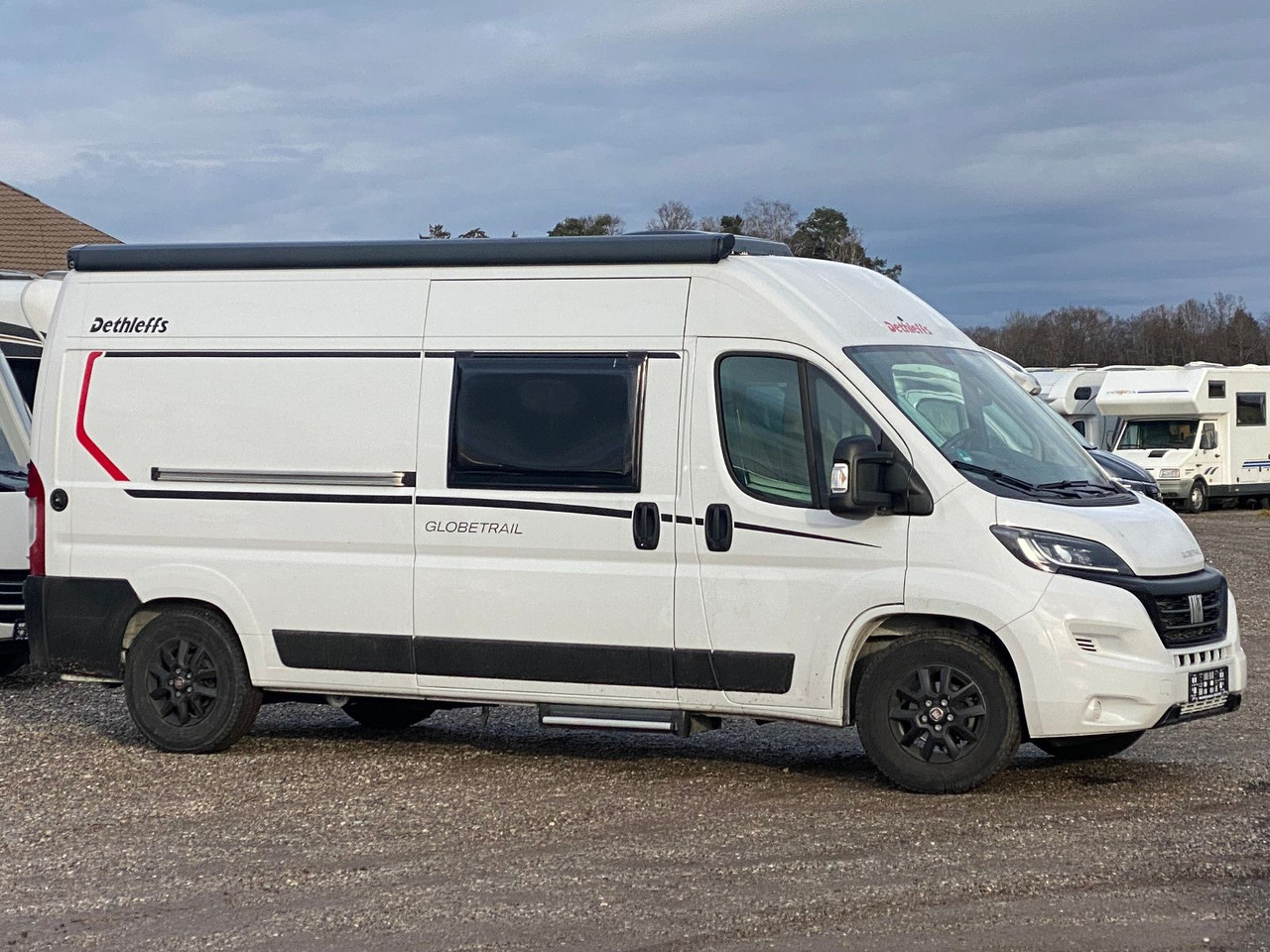 Dethleffs Globetrail CVD 600 DK Classic - Xe van cắm trại: hình 3 Dethleffs Globetrail CVD 600 DK Classic - Xe van cắm trại: hình 3