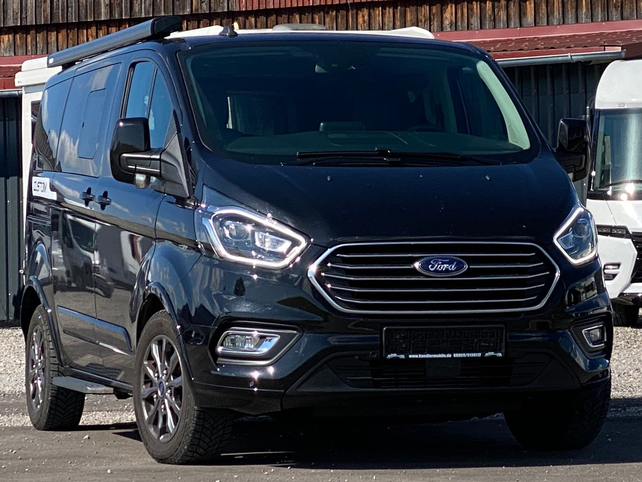 Ford Transit/Tourneo Custom Kombi 320 L1 Titanium X - Xe van chở khách: hình 1 Ford Transit/Tourneo Custom Kombi 320 L1 Titanium X - Xe van chở khách: hình 1