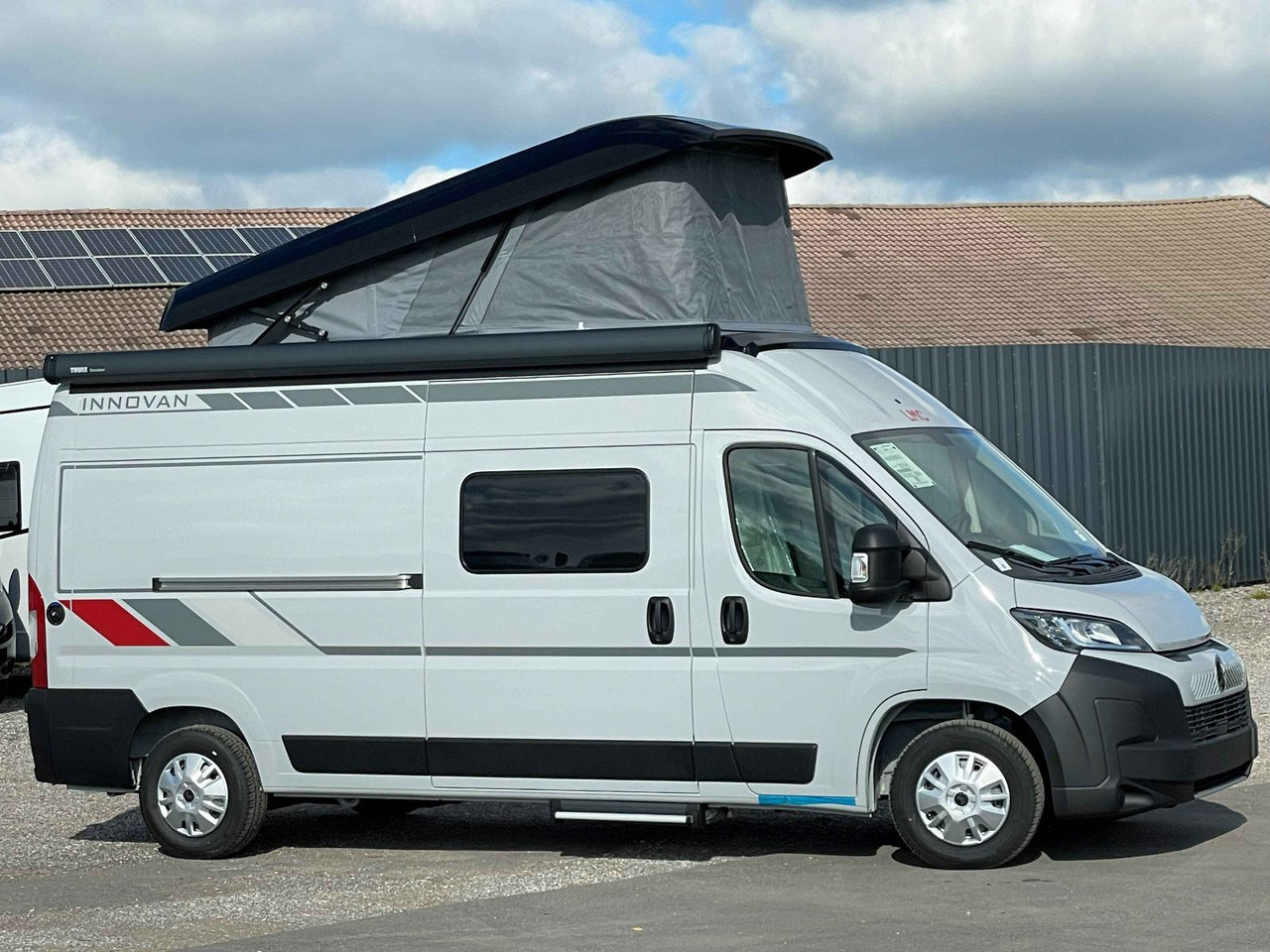 LMC INNOVAN 600 ,ASD, Aufstelldach,26 Modell,Navi - Xe van cắm trại: hình 4 LMC INNOVAN 600 ,ASD, Aufstelldach,26 Modell,Navi - Xe van cắm trại: hình 4