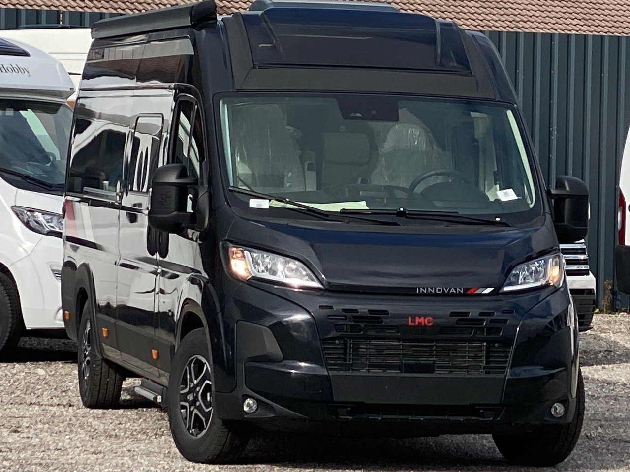 LMC Innovan 640 *2025* Automatik, Chassis Design... - Xe van cắm trại: hình 1 LMC Innovan 640 *2025* Automatik, Chassis Design... - Xe van cắm trại: hình 1