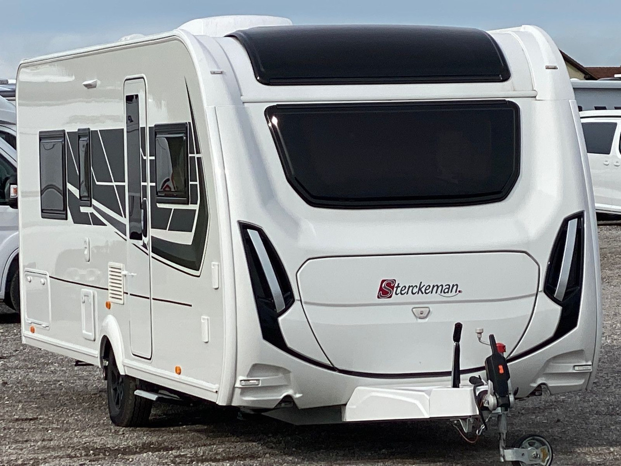 Sterckeman Alize Connect 560 CP, Quennsbett, Mover, Klima - Rơ moóc kiểu caravan: hình 1 Sterckeman Alize Connect 560 CP, Quennsbett, Mover, Klima - Rơ moóc kiểu caravan: hình 1