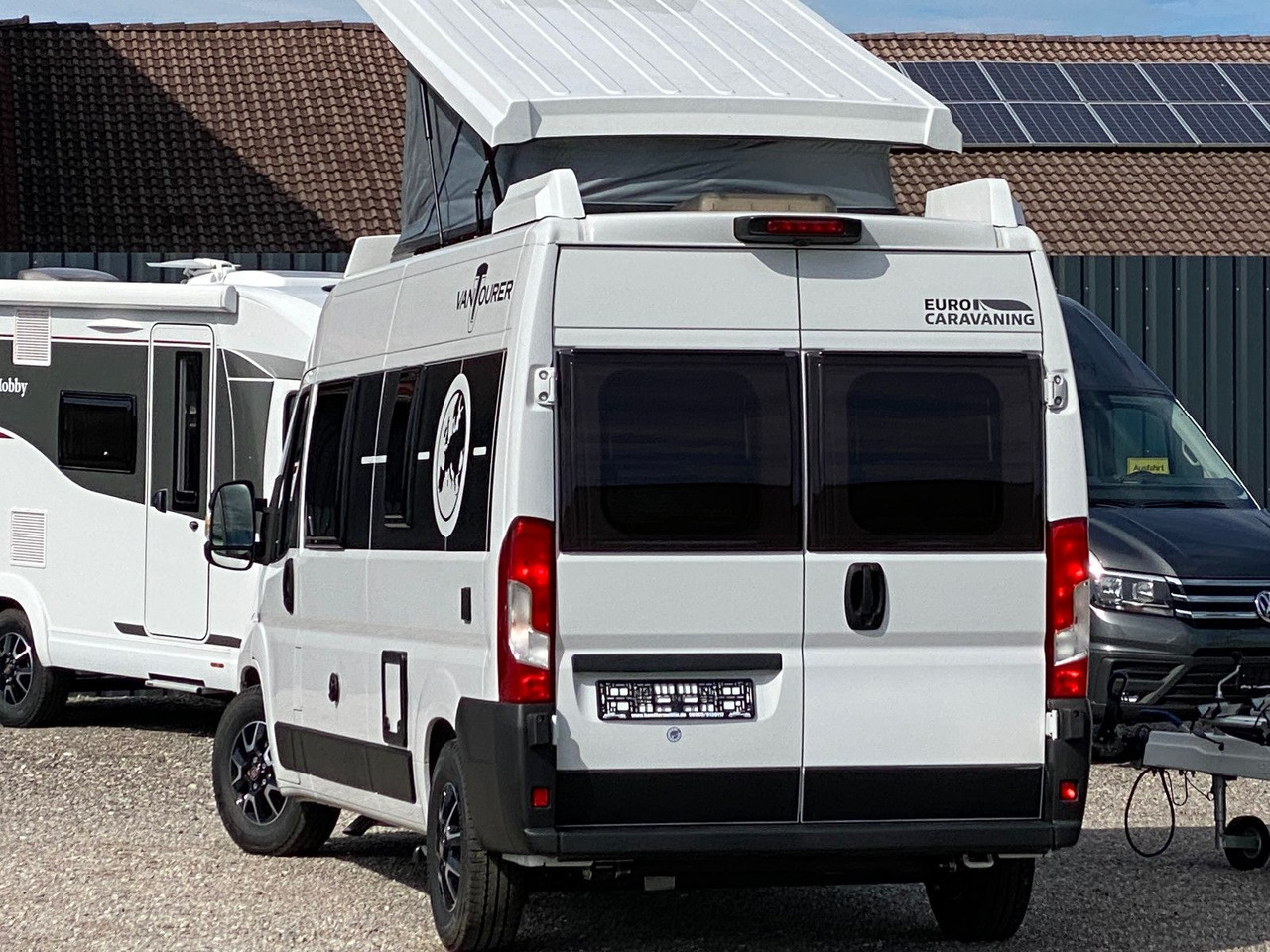VANTourer 600 D 180PS, mit Aufstelldach,Navi,Markise - Xe van cắm trại: hình 5 VANTourer 600 D 180PS, mit Aufstelldach,Navi,Markise - Xe van cắm trại: hình 5