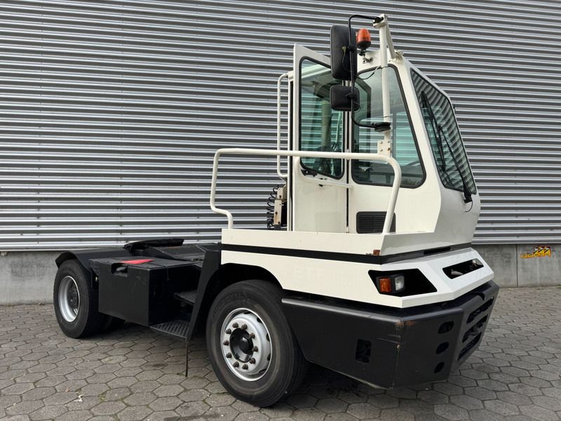 Terberg YT182 / NL Truck - Máy cày trạm: hình 2 Terberg YT182 / NL Truck - Máy cày trạm: hình 2