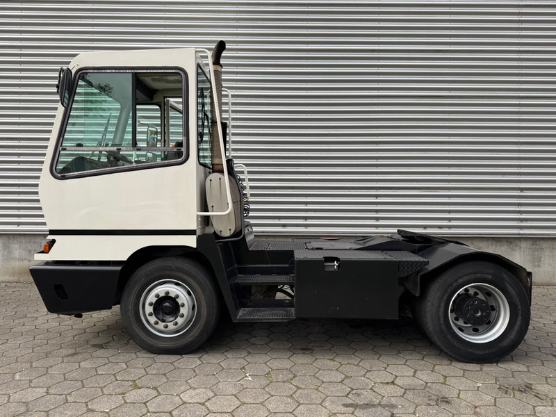 Terberg YT182 / NL Truck - Máy cày trạm: hình 4 Terberg YT182 / NL Truck - Máy cày trạm: hình 4