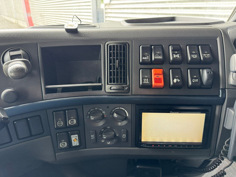 Xe tải nâng móc, Xe cẩu tự hành Volvo FH 500 / 8X4 / Palfinger S260Z96 / VDL Hook / NL Truck: hình 9