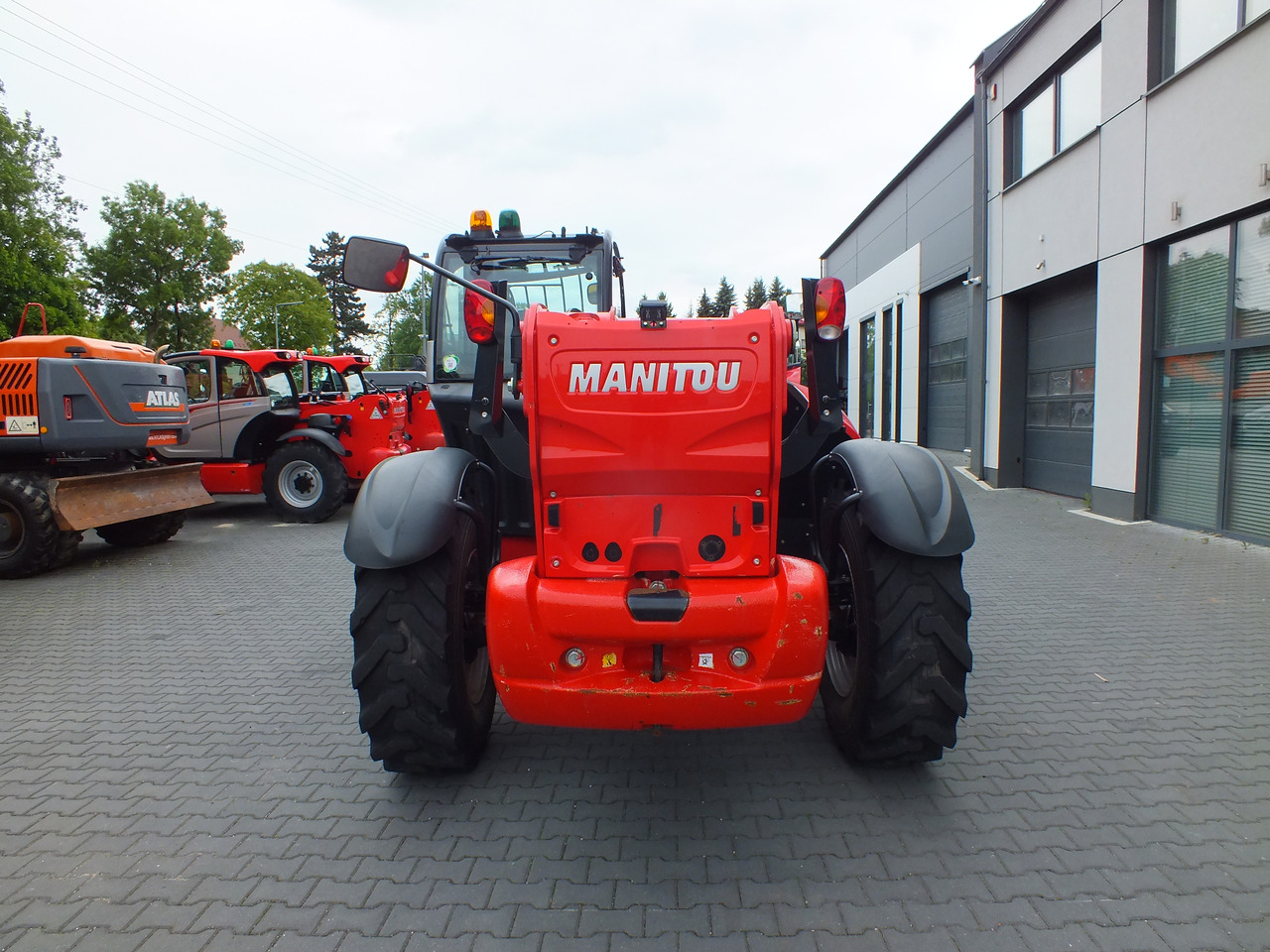 MANITOU MT 1440 Easy - Máy xúc lật bánh lốp kính thiên văn cho Máy móc xây dựng: hình 4 MANITOU MT 1440 Easy - Máy xúc lật bánh lốp kính thiên văn cho Máy móc xây dựng: hình 4
